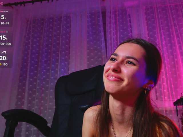 Bella-Rosee4u live cam on BongaCams