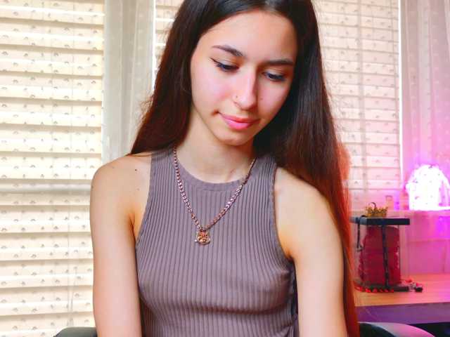 Bella-Rosee4u live cam on BongaCams
