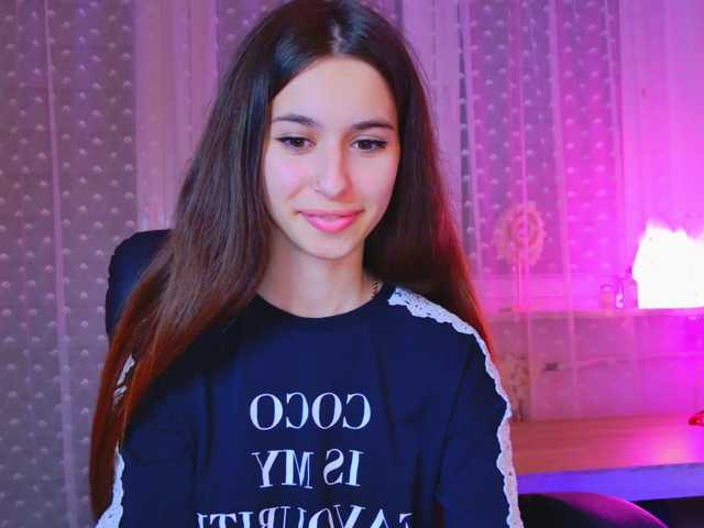 Bella-Rosee4u live cam on BongaCams