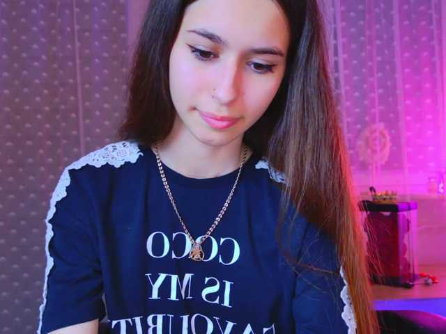 Bella-Rosee4u live cam on BongaCams