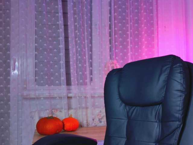 Bella-Rosee4u live cam on BongaCams