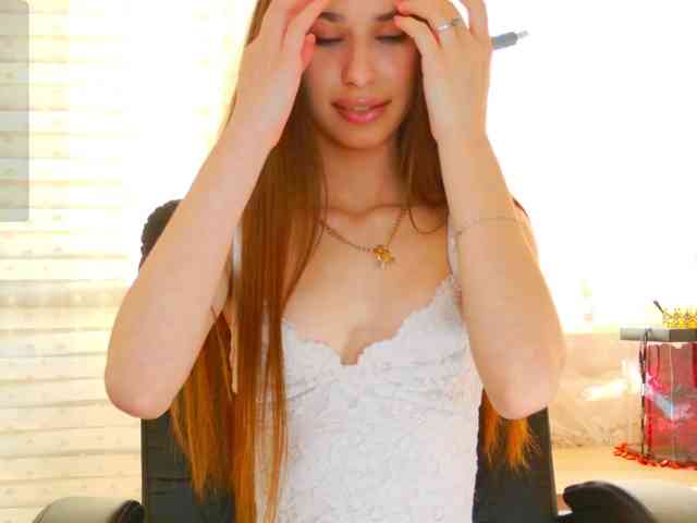 Bella-Rosee4u webcam