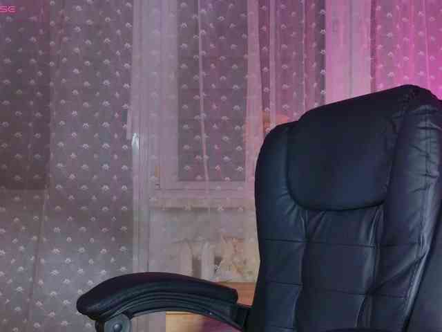 Bella-Rosee4u webcam
