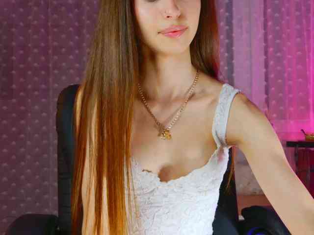 Bella-Rosee4u webcam