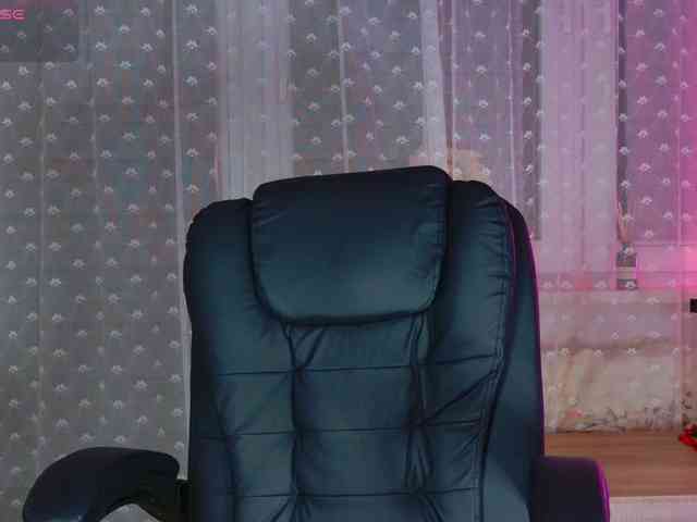 Bella-Rosee4u webcam