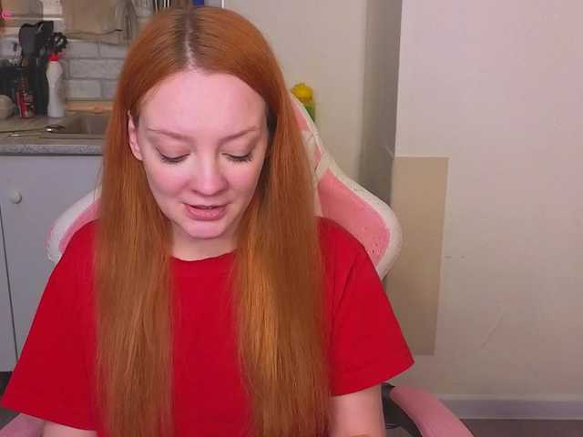le modèle SunshuneX est en webcam porno dans un show sur le site bongacams, il possède les tags suivants: White/Caucasian,Redhead,Shaved