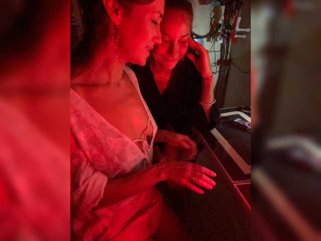 Mariolino88 live cam preview