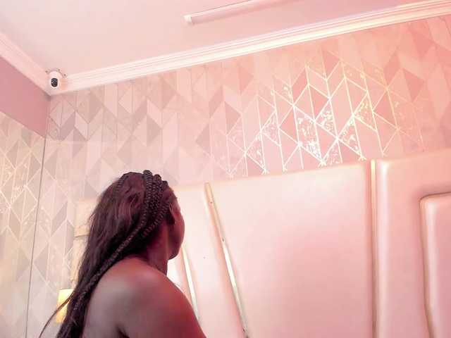 SaharaBailey live cam on BongaCams