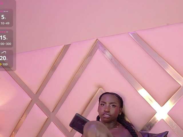 SaharaBailey live cam on BongaCams