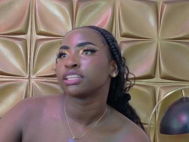 SaharaBailey live cam on BongaCams