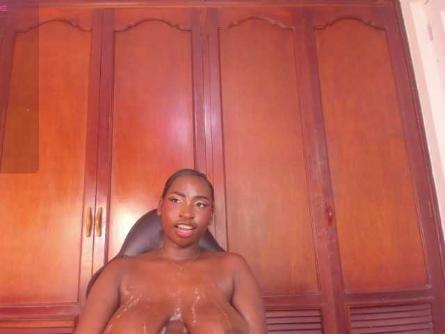 SaharaBailey live cam on BongaCams