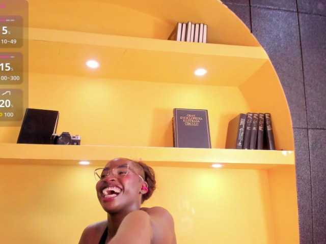 SaharaBailey live cam on BongaCams