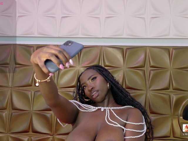 SaharaBailey live cam on BongaCams
