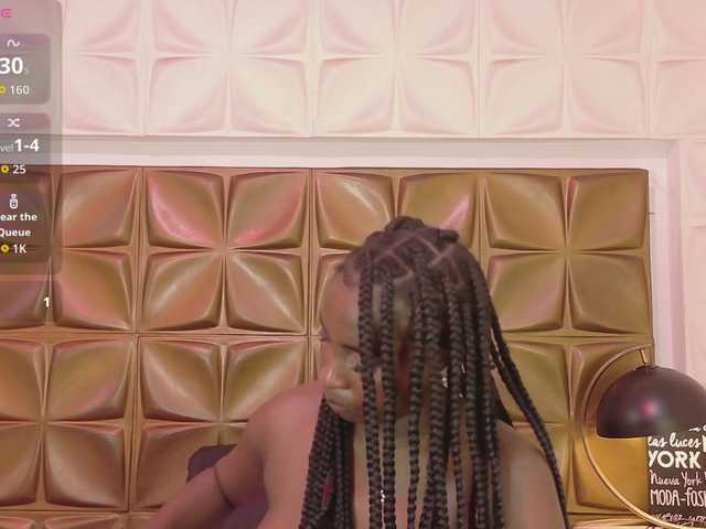 SaharaBailey live cam on BongaCams