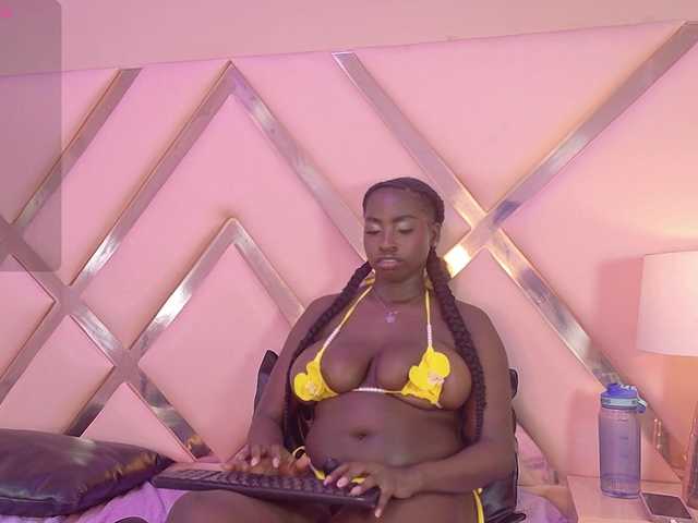 SaharaBailey live cam on BongaCams