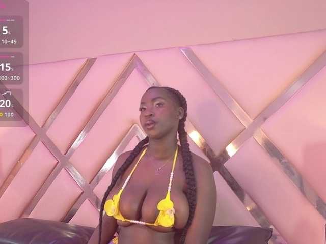 SaharaBailey live cam on BongaCams