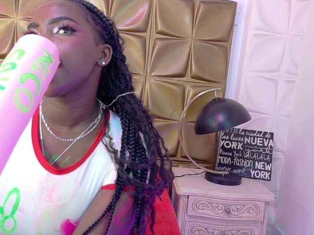 SaharaBailey live cam on BongaCams