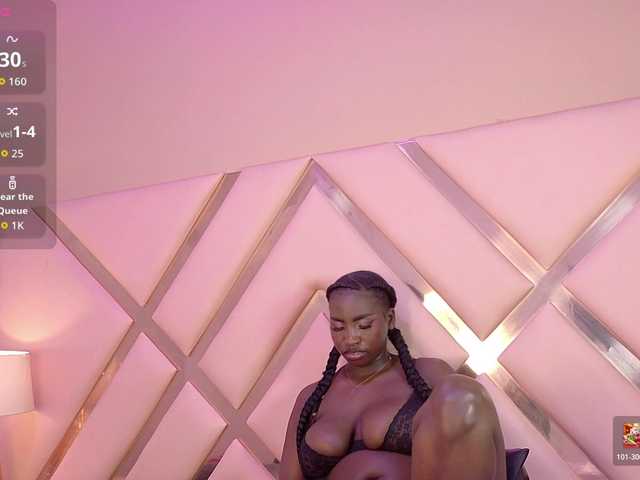 SaharaBailey live cam on BongaCams
