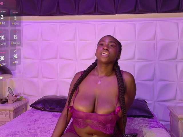 SaharaBailey live cam on BongaCams