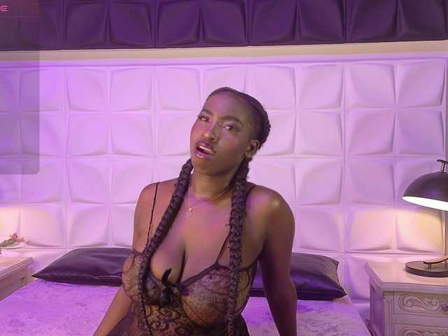 SaharaBailey live cam on BongaCams