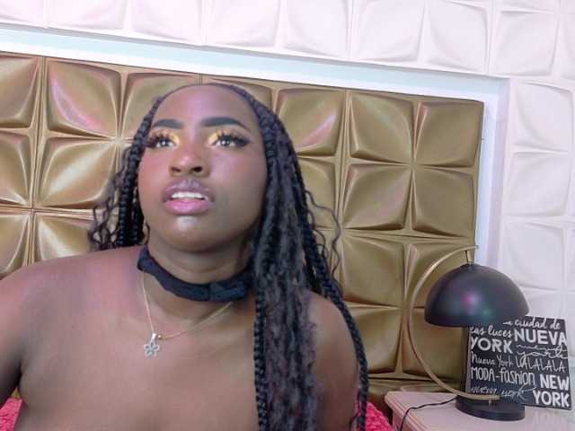 SaharaBailey live webcam show