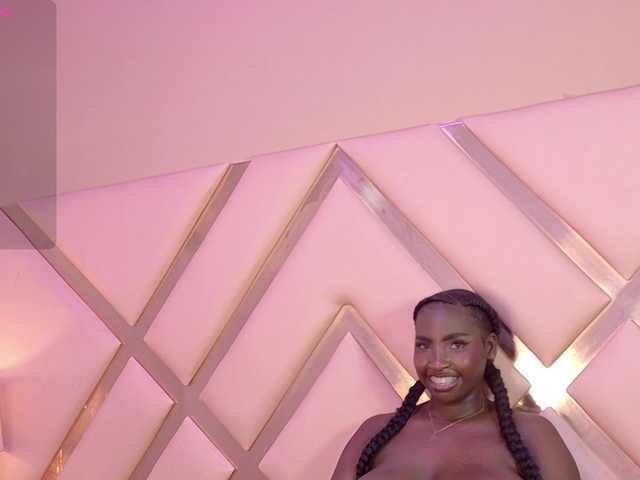 SaharaBailey live cam on BongaCams