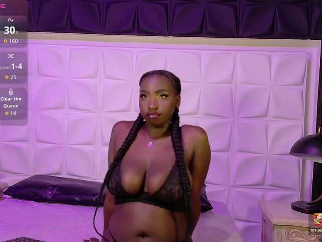 SaharaBailey live cam on BongaCams