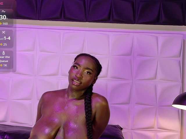 SaharaBailey live cam on BongaCams