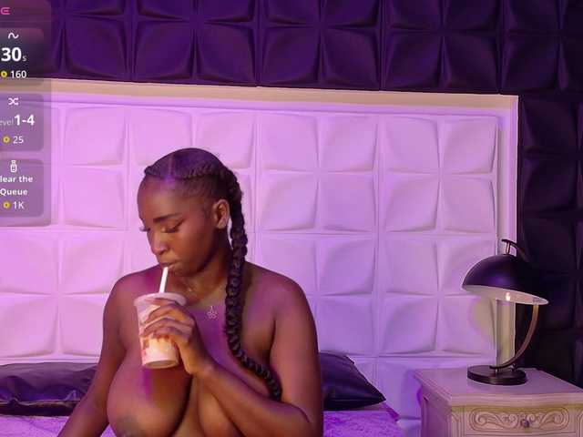 SaharaBailey live cam on BongaCams