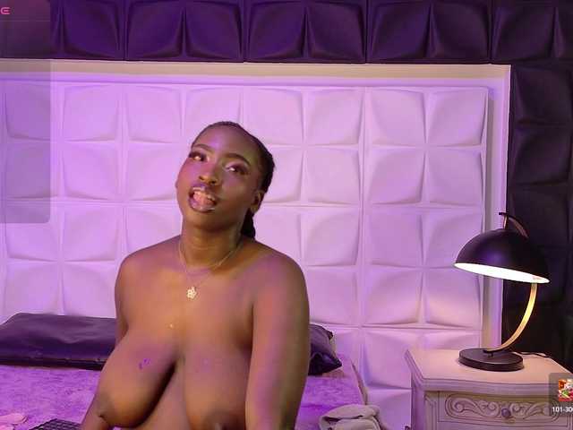 SaharaBailey live cam on BongaCams