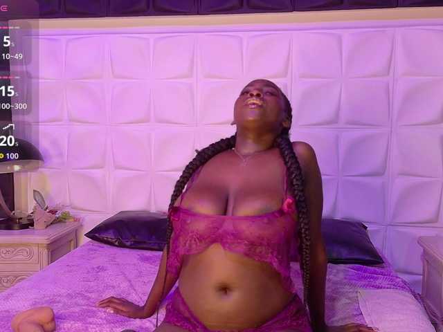 SaharaBailey live cam on BongaCams