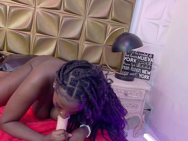 SaharaBailey live cam on BongaCams