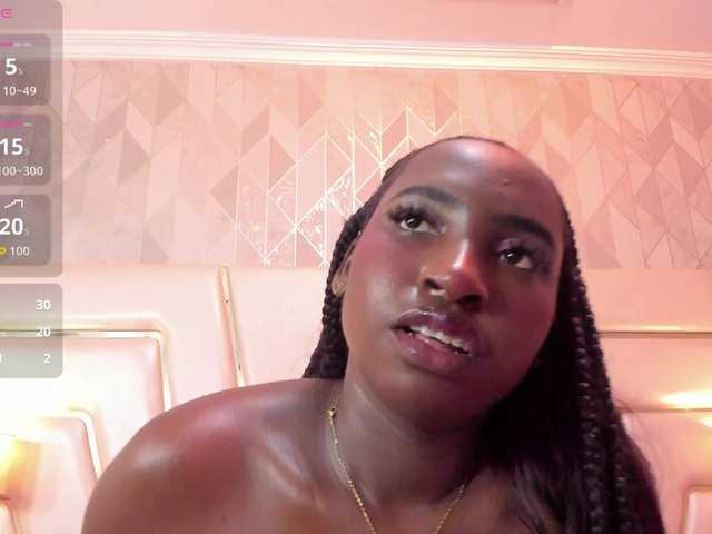 SaharaBailey live cam on BongaCams