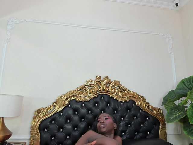 SaharaBailey live cam on BongaCams