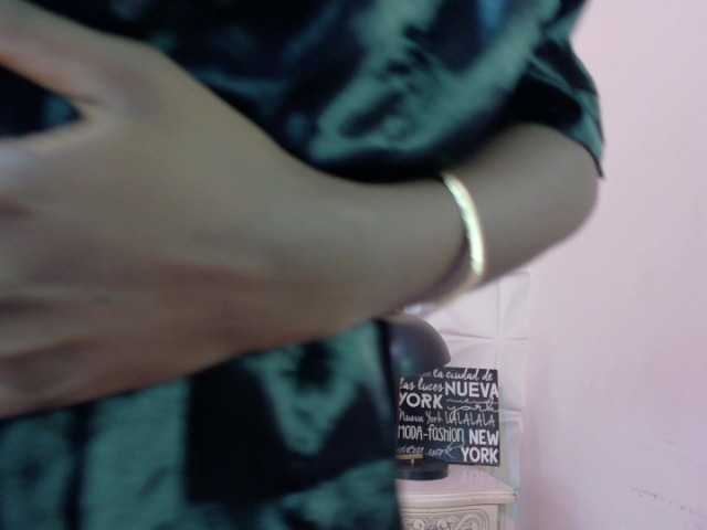 SaharaBailey live webcam show