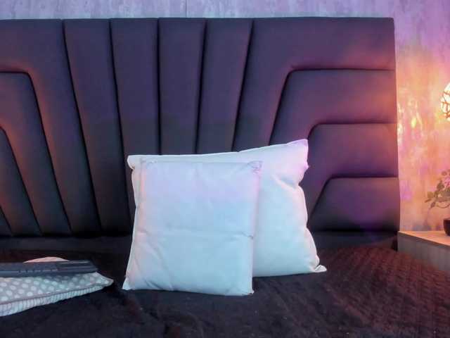 Charlotte-fuentes live cam on BongaCams