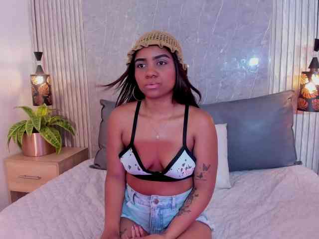 Charlotte-fuentes webcam