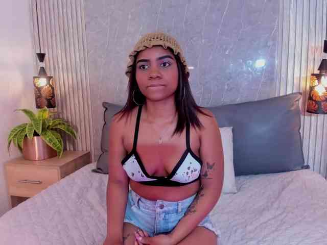 Charlotte-fuentes webcam