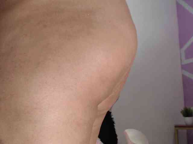 MISSLEINA69 webcam