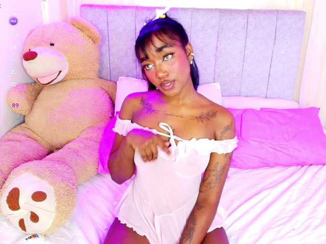 sweetmia-5 live cam on BongaCams