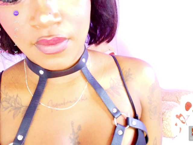 sweetmia-5 live cam on BongaCams