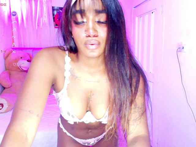 sweetmia-5 webcam