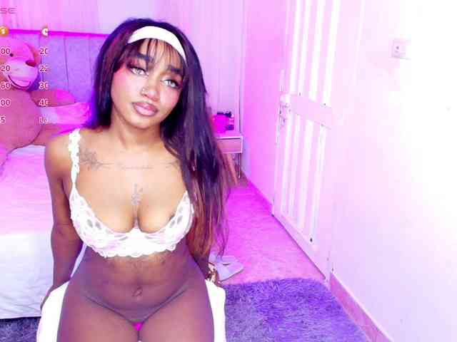 sweetmia-5 webcam