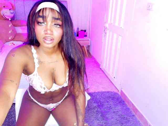 sweetmia-5 webcam