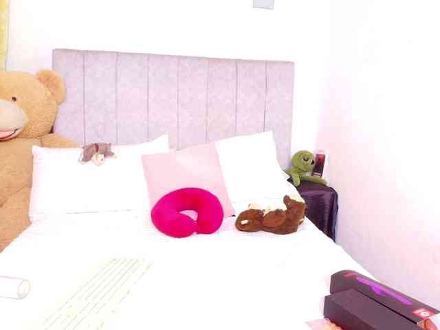sweetmia-5 webcam