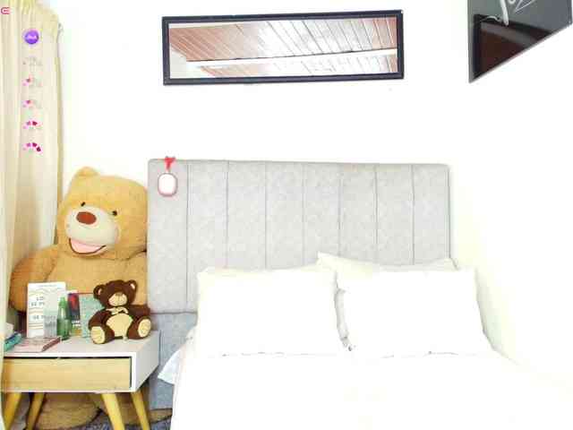 sweetmia-5 webcam