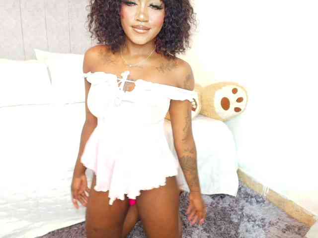 sweetmia-5 webcam