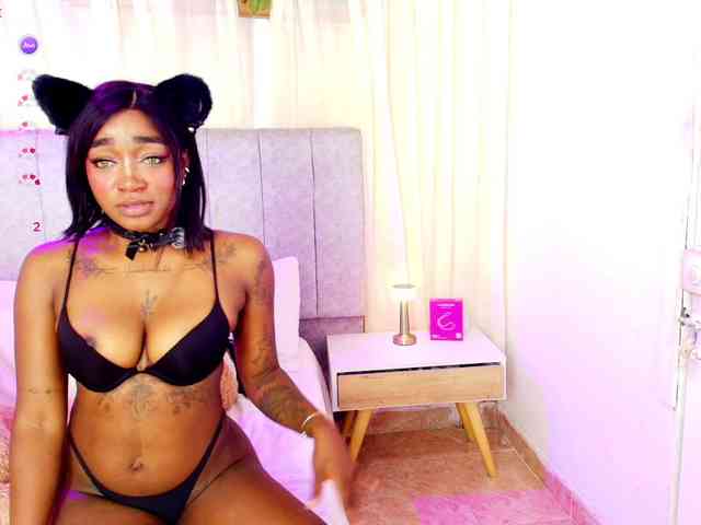 sweetmia-5 webcam