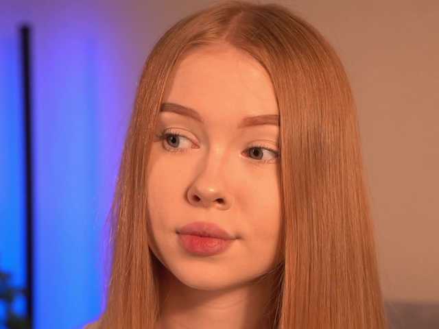 Gazeshn's BongaCams show and profile