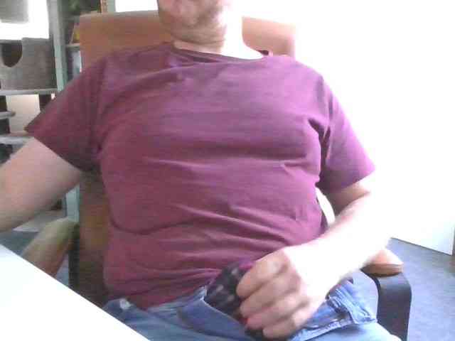 richard971 Live Webcam on BongaCams